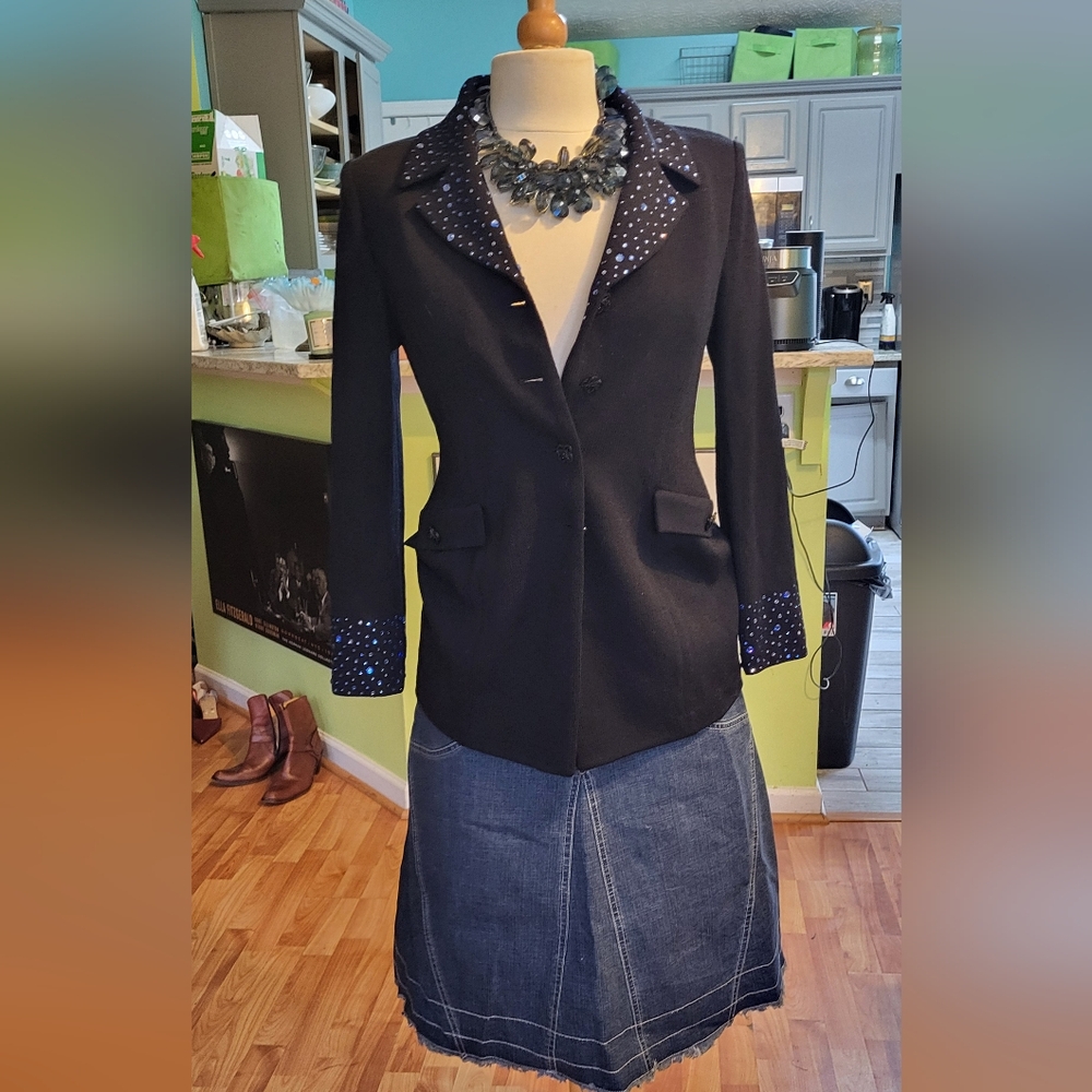 Elegant St. John by Marie Gray Evening Jacket - Picture 7 of 7